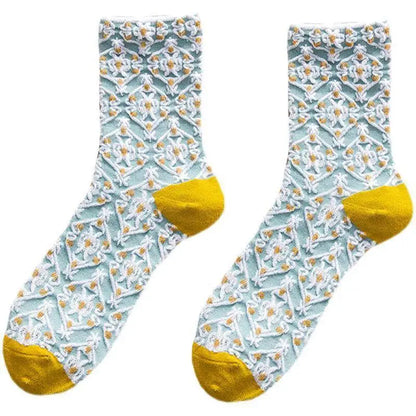 Women’s Retro Relief Crew Socks Set – 5 Pairs