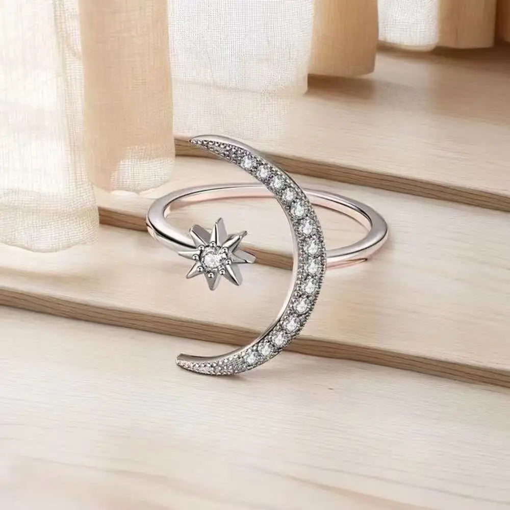 Women’s Moon Ring – Adjustable Metal Fashion Band