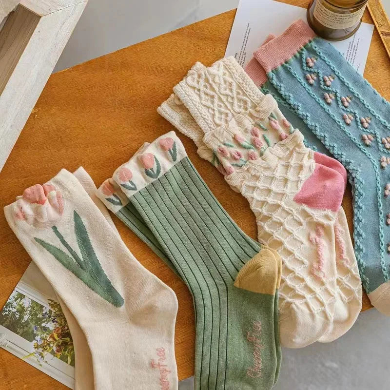 Women’s Frilly Flower Socks Casual Cotton Crew